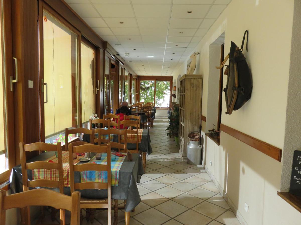 Hotel Restaurant Le Traineau Clelles Dış mekan fotoğraf