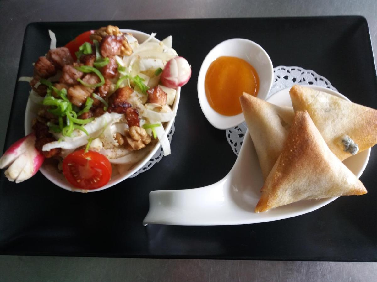 Hotel Restaurant Le Traineau Clelles Dış mekan fotoğraf