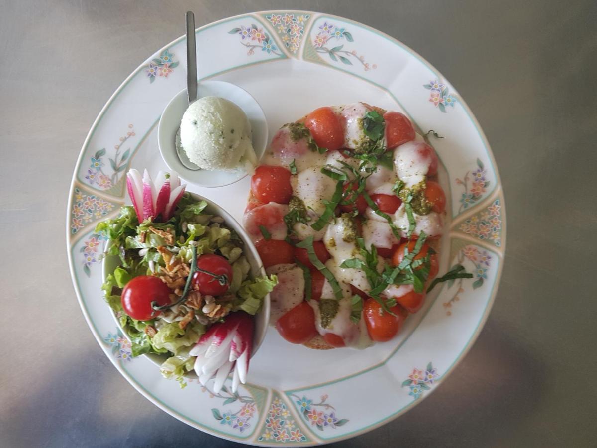 Hotel Restaurant Le Traineau Clelles Dış mekan fotoğraf